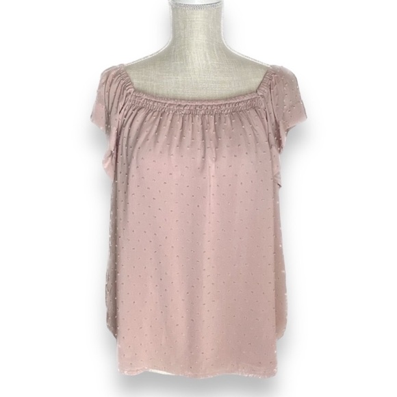 • Express • Clip Dot Flutter Sleeve Top - Picture 7 of 8